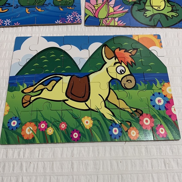 Wood Animal Puzzle Set in Wooden Storage Box - Picture 2 of 11